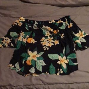 ADORABLE Floral Off the Shoulder Blouse